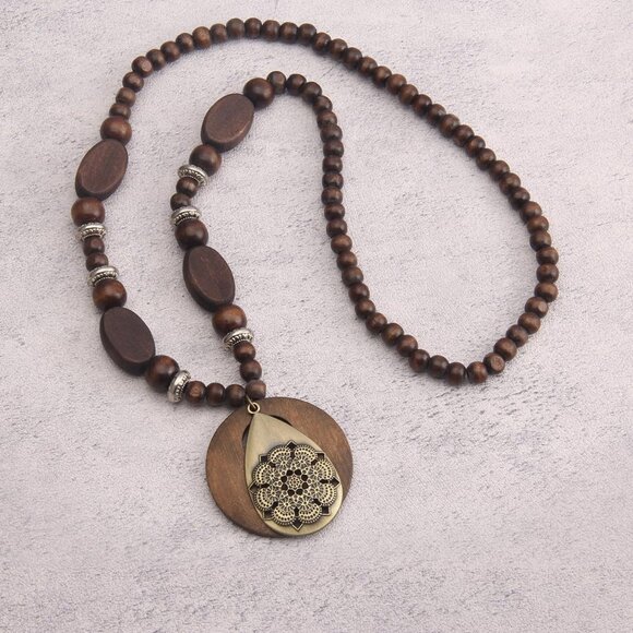 Boho Necklaces for Women Long Wooden Pendant Vintage Necklace Sweater Chain Neck - Picture 4 of 7
